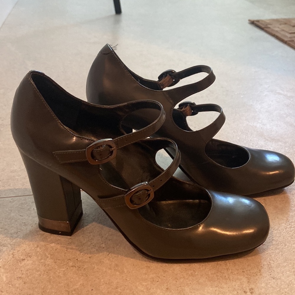 Nine West size 7 grey Mary Jane heels Y2K 90’s vintage